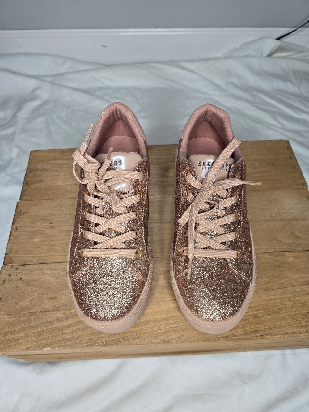 Skechers Women's Rose Gold Glitter Low-Top Sneakers